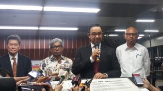 Tak Terima Dikritik, Anies Suruh Ketua Fraksi PDIP Banyak Baca Buku