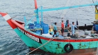 Dua Bulan Berlayar, Kapal Nelayan Ini Simpan Mayat ABK Dalam Freezer Ikan