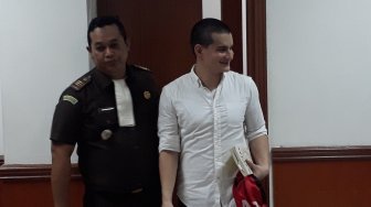 Steve Emmanuel Stres dengan Kebersihan di Penjara