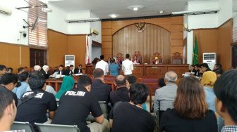 Kibuli Aktivis Mahasiswa, Ratna Sarumpaet: Maaf Sudah Kecewakan Kalian