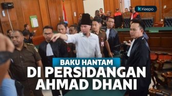 Terlibat Baku Hantam Dengan Jaksa, Sidang Ahmad Dhani Akhirnya Ditunda! 
