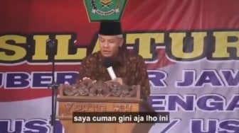 Ganjar Pranowo Gebrak Meja Podium, Sindir Prabowo Subianto?