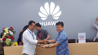 Huawei Buka Gerai Resmi Pertamanya di Indonesia