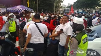 Konser Putih Bersatu Jokowi - Ma'ruf Jadi Ajang Reunian Tetangga