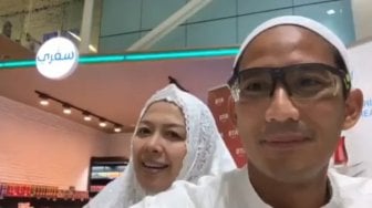 Sandiaga Minta Maaf Tak Posting Foto saat Umroh, Sindir Jokowi?