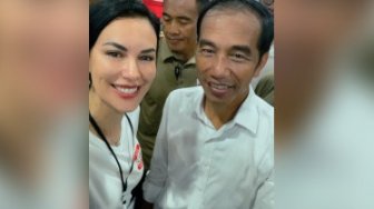 Terang-terangan Pilih Jokowi, Warganet Unfollow Sophia Latjuba