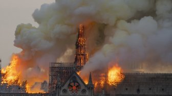 Simpati Atas Katedral Notre Dame Paris, Warga Amerika Galang Dana