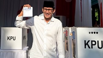 Jokowi - Ma'ruf Amin Unggul di TPS Tempat Sandiaga Uno Mencoblos