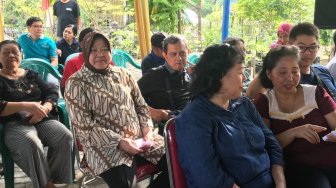 Wali Kota Surabaya Risma Tolak Komentar soal Jalan Raya Gubeng Ambles