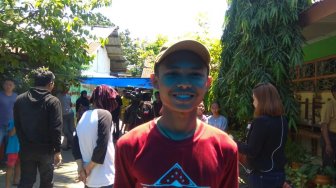 LIVE: Tanggapan Warga soal TPS Unik di Makassar