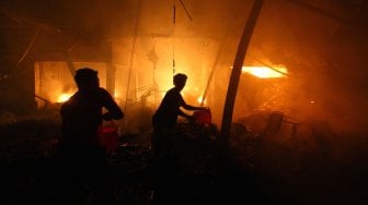 Ratusan Rumah Terbakar di Kampung Bandan, Begini Nasib Warga Kala Sahur