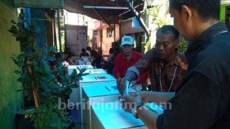 KPU Surabaya Hitung Ulang Surat Suara di 21 TPS Kecamatan