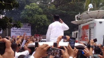 Gelar Pesta Kemenangan, Prabowo Disambut sebagai 'Bapak Presiden Kita'