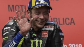 Manis, Valentino Rossi Beri Ucapan Selamat untuk Kimi Raikkonen