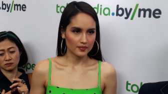 Setelah 8 Tahun, Cinta Laura Akhirnya Lebaran Bareng Orangtua