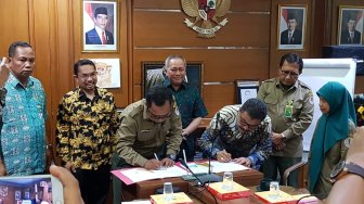 Bangun Pusat Ekonomi Jawa - Bali, KLHK dan Wakatobi Lakukan Kerja Sama