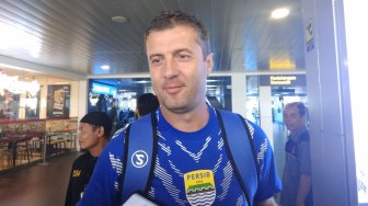 Kalah di Kandang Borneo, Radovic Tetap Yakin Persib Bisa ke Semifinal