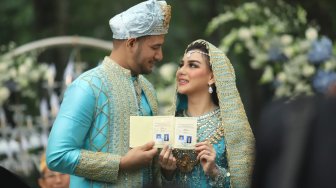 Ammar Zoni dan Irish Bella Sah Jadi Suami Istri