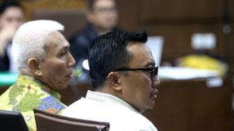 Menteri Pemuda dan Olahraga (Menpora) Imam Nahrawi saat bersaksi di Pengadilan Tipikor, Jakarta, Senin (29/4). [Suara.com/Arief Hermawan P]