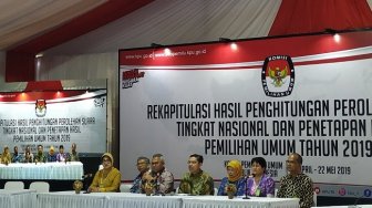 Ratusan Petugas KPPS Jadi Tumbal Pemilu, FK UI Beri Rekomendasi ke KPU