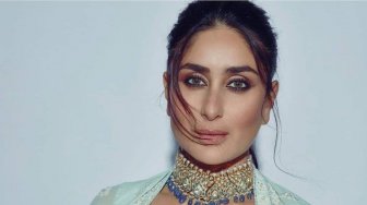 4 Potret Seksi Kareena Kapoor Berlibur di Tuscany, Susah Kedip!