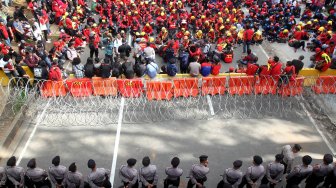 Demo Lanjutan Peringatan May Day, Massa Buruh Kumpul di Patung Kuda Siang Ini