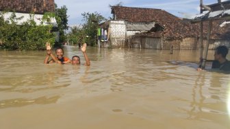 Dua Korban Hilang Banjir Lamongan Ditemukan Meninggal di 