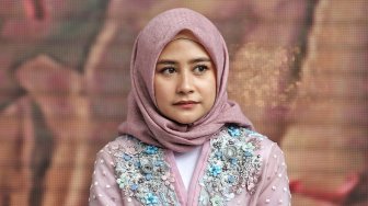 Prilly Latuconsina Minta Pelapor Maafkan Rina Nose dan Andre Taulany