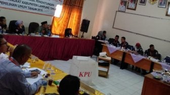 Suara PAN Hilang, Bawaslu Lamtim Rekomendasi KPU Buka Kotak Suara