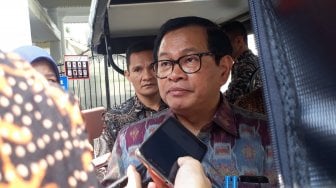 Pilih Bungkam Soal Jokowi Reshuffle di Rabu Pon, Pramono Anung: Sorenya Pergi ke Bali