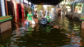 102 Hektare Tambak Warga Gresik Kebanjiran, Kali Lamong Meluap