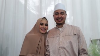 Dinner Bareng Sarwendah, Penampilan Suami Kartika Putri Jadi Sorotan