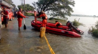 Dua Korban Hilang Banjir Lamongan Ditemukan Meninggal di Area Tambak Warga