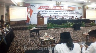 KPU Jatim Mulai Rekapitulasi Tingkat Provinsi