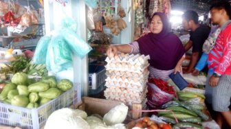 Pekan Pertama Puasa, Harga Bawang di Gresik Naik Signifikan