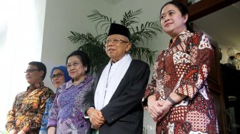 Calon Wakil Presiden (Cawapres) nomor urut 01, KH Ma'ruf Amin saat tiba di kediaman Ketua Umum PDIP, Megawati Soekarnoputri, Jakarta, Kamis (9/5). [Suara.com/Arief Hermawan P]
