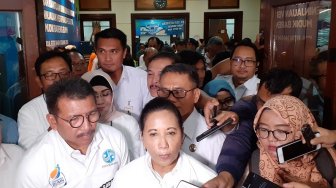 Jokowi Reshuffle Menteri BUMN? Rini: Hak Prerogatif Presiden