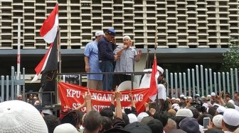 Demo Bawaslu, Eggi Sudjana Ungkit Statusnya Tersangka Makar