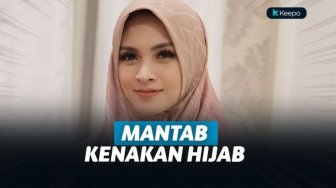 Tampil Berbeda, Donita Mantab Kenakan Hijab