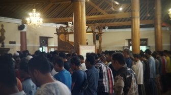 Tarawih Di Masjid Agung Solo, Jamaah Bisa Pilih 11 atau 23 Rakaat