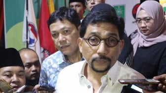 Pernyataan KPU Kota Surabaya Tak Jelas, Bikin Tim MA-Mujiaman Mangkel