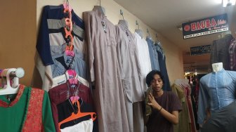 Harga Baju Kurta Pakistan Rp 150 Ribu, Koko Paling Laku di Tanah Abang