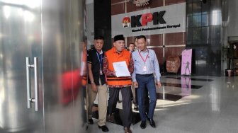 KPK Resmi Tahan Bupati Jepara Terkait Suap Hakim PN Semarang