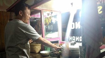 Penggemar Soto Ayam, Wajib Buka Puasa di Warung Soto Bok Ijo Kediri