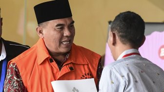 Agar Status Tersangka Dicabut, Bupati Jepara Sogok Hakim Pakai Uang Dolar