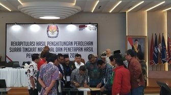 Rekapitulasi Suara Pemilu Tingkat Nasional: Jokowi Unggul di 11 Provinsi