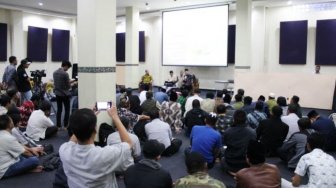 Potret Langka, Sunni, Syiah, dan Ahmadiyah Indonesia Buka Puasa Bersama