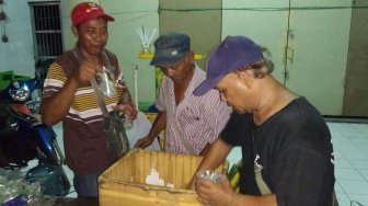 Kisah Pedagang Asongan yang Menjemput Rezeki di Maguwoharjo