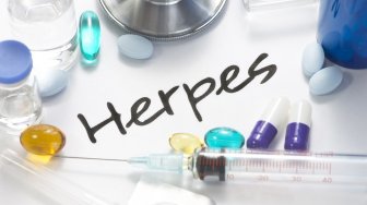Asia Alami Lonjakan Kasus Corona yang Parah, Vaksin Sebabkan Herpes Zoster?