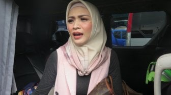 Viral Donita Tak Bisa Bilang Jilbab, Bikin Ngakak